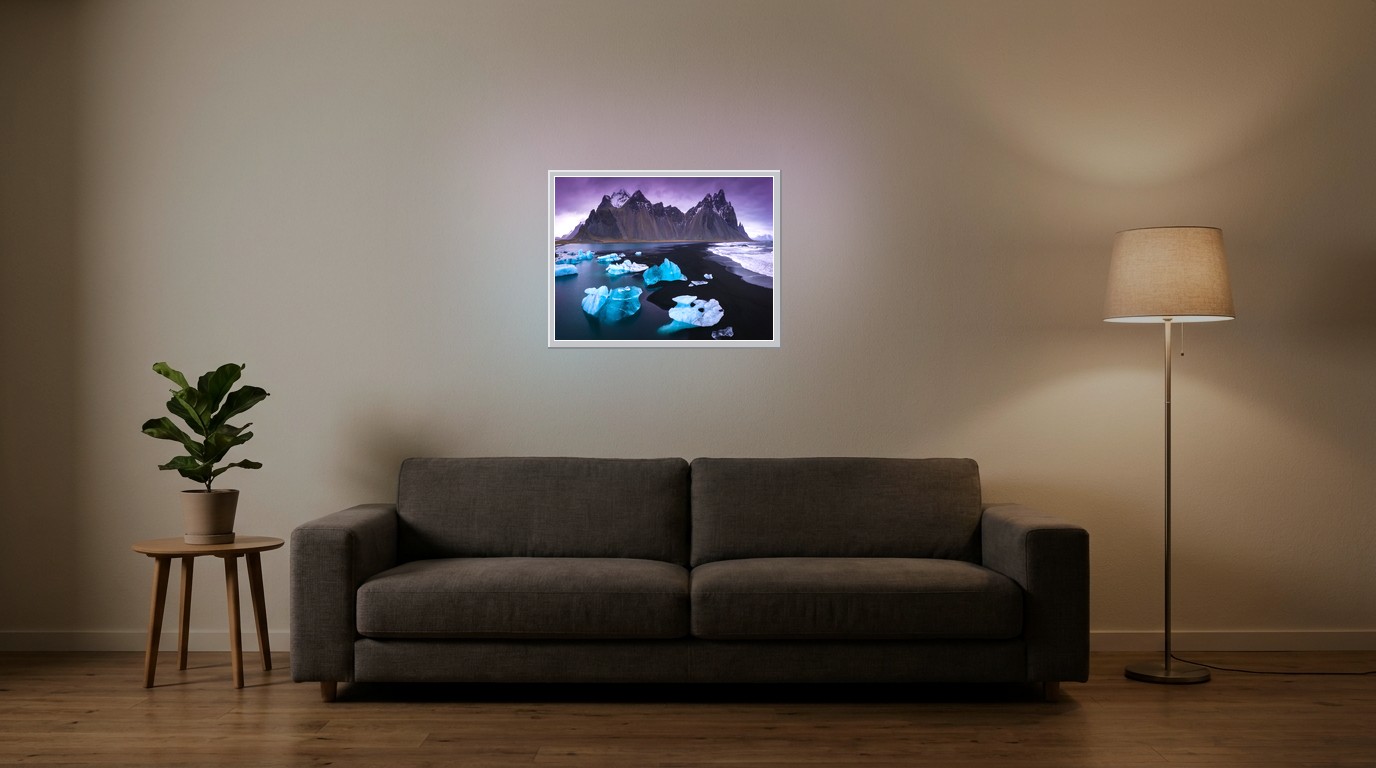 Gletscherlagune als Lichtposter im Wohnzimmer