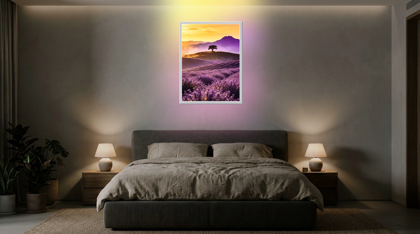 Lavendelfelder als Lichtposter im Schlafzimmer