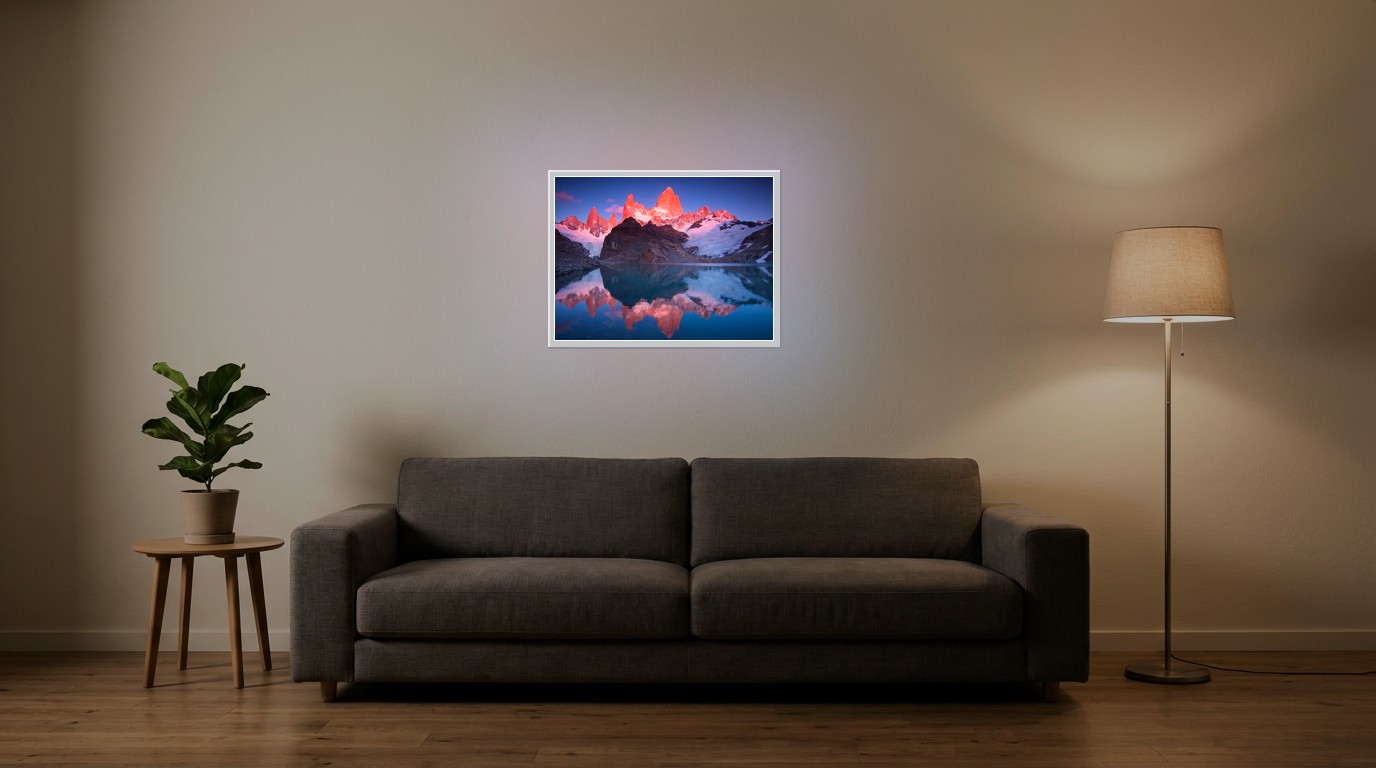 Patagonien im Alpenglühen als Lichtposter im Wohnzimmer